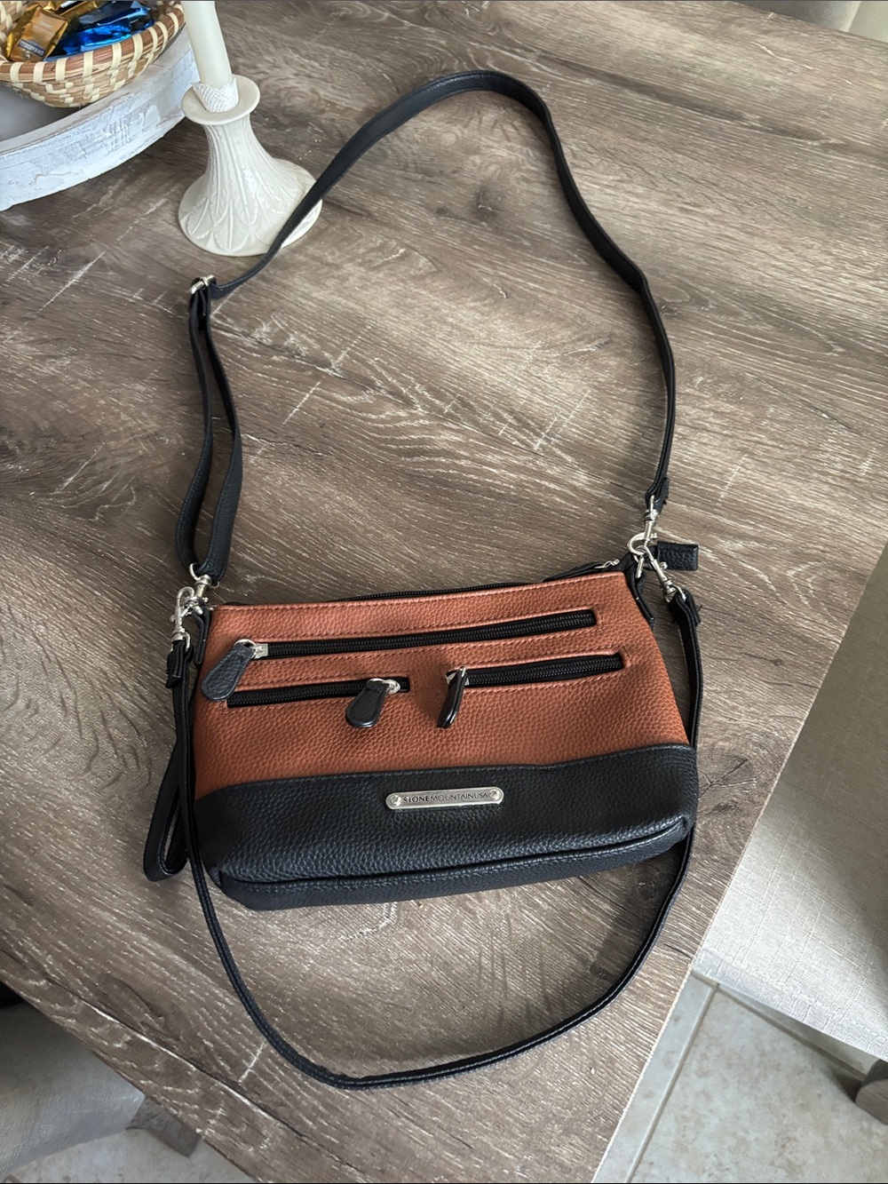 Stone Mountain Accessories Brown and Black Crossbody Bag